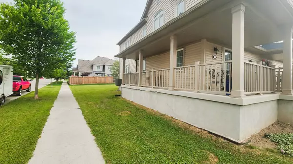 Brantford, ON N3T 0H3,79 Bisset AVE E