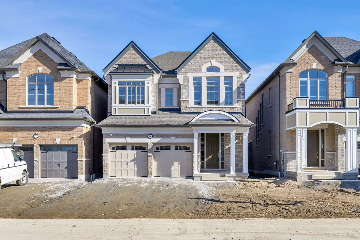 Whitby, ON L1P 2A8,74 Deer Ridge CRES