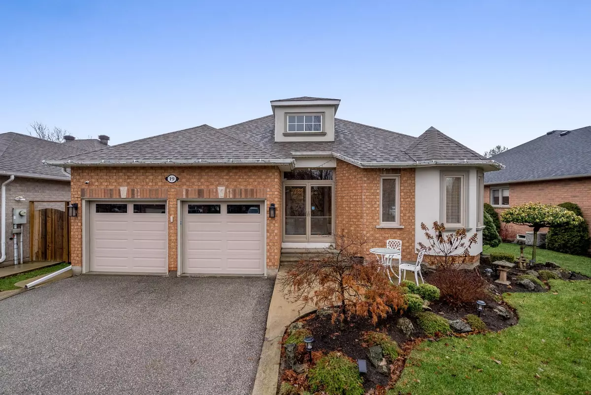 Halton Hills, ON L7G 6A3,19 Munro CIR