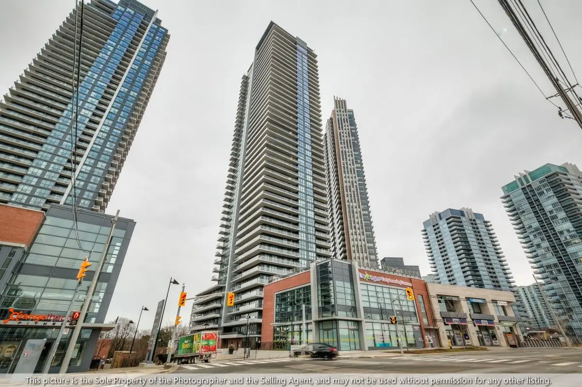 Toronto W06, ON M8V 0H9,10 Park Lawn RD #1809