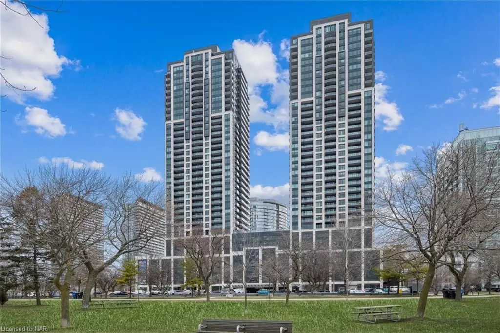 Toronto W01, ON M6S 1A1,1926 LAKESHORE BOULEVARD WEST BLVD W #1515