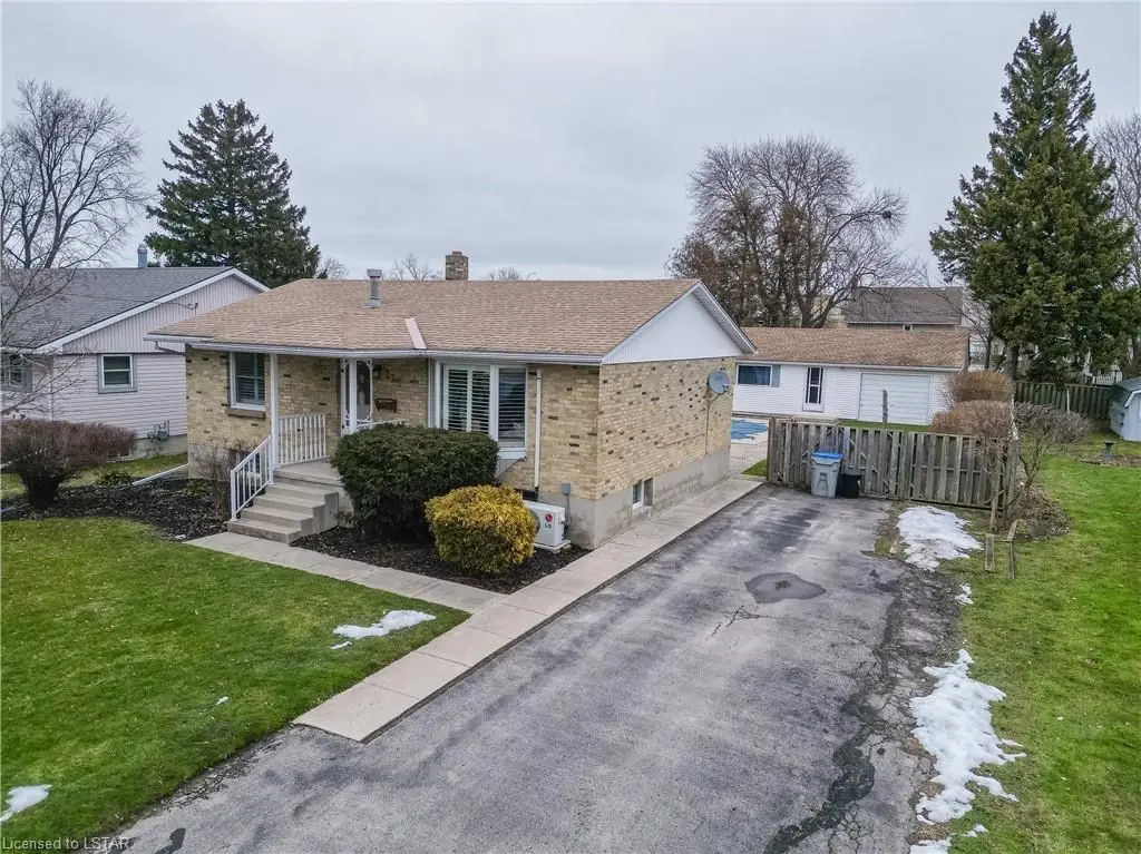 Goderich, ON N7A 3B1,235 MARY ST