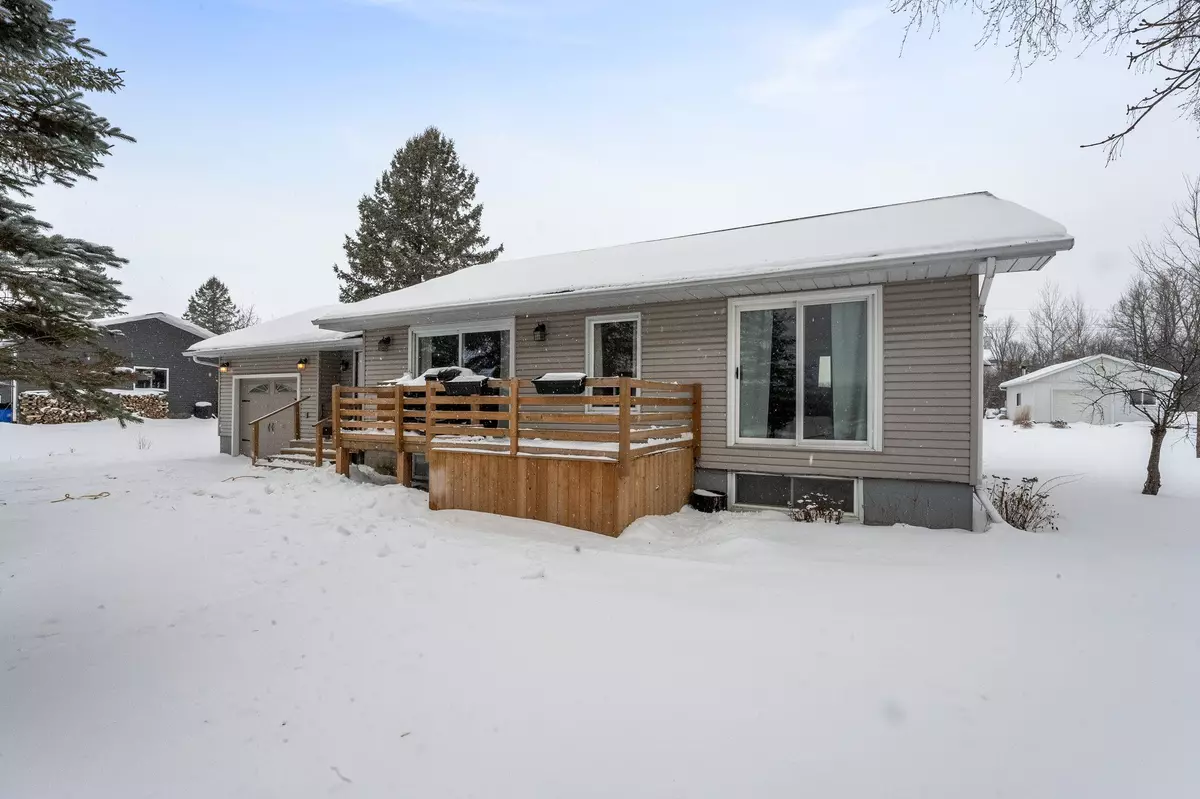 Kawartha Lakes, ON K0M 1A0,10 BICK ST W