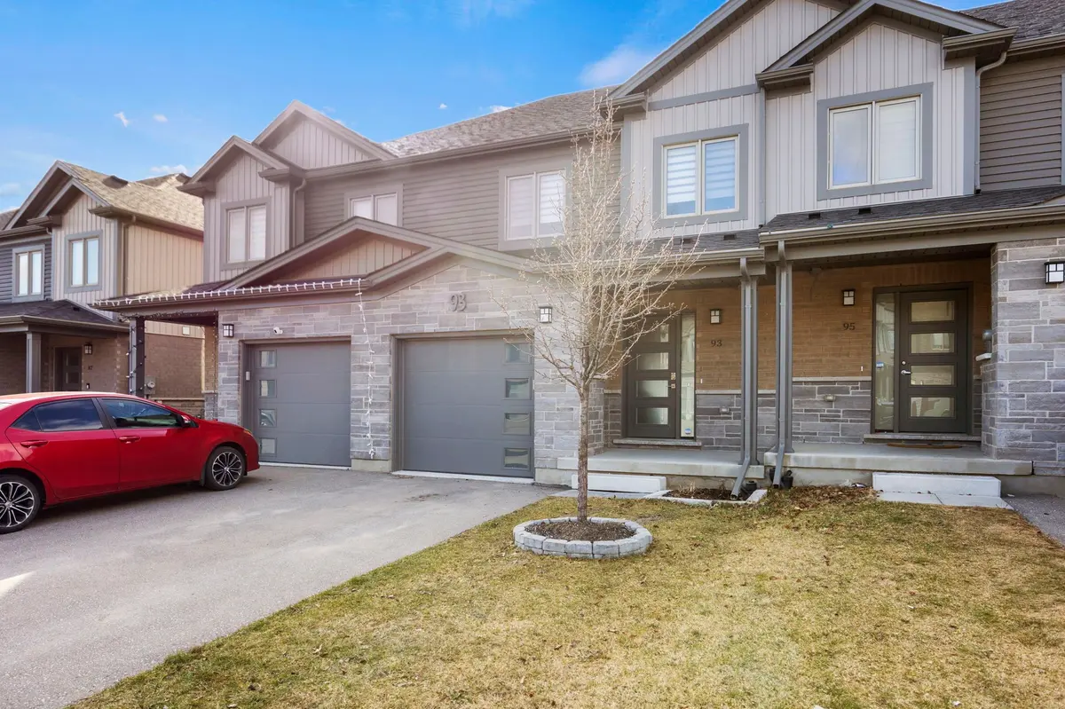 Cambridge, ON N1R 0B9,93 Nieson ST