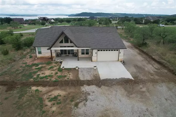 288 Cinnamon Teal Drive, Graford, TX 76449