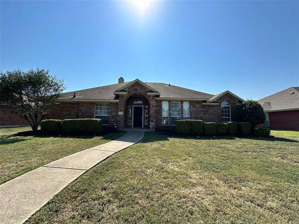 3202 Chalkstone Drive, Rowlett, TX 75088