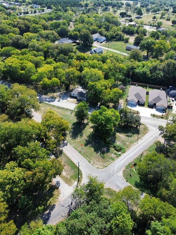 Van Alstyne, TX 75495,935 E Cooper Street