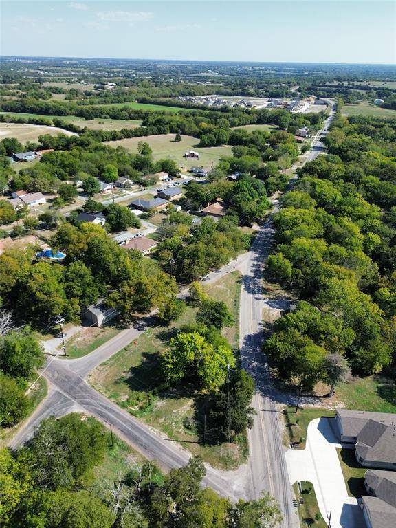 Van Alstyne, TX 75495,935 E Cooper Street