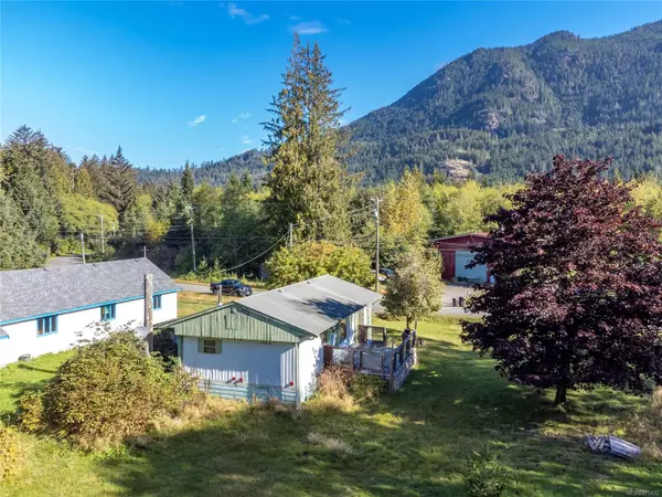 Sayward, BC V0P 1R0,955 Despins Rd