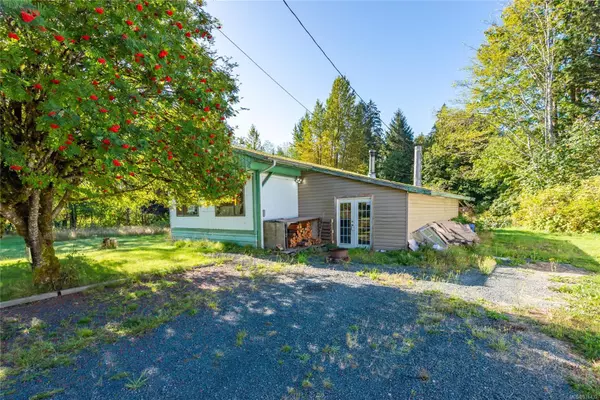 Sayward, BC V0P 1R0,955 Despins Rd