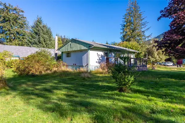 Sayward, BC V0P 1R0,955 Despins Rd