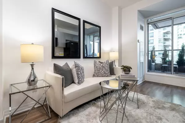 Toronto C01, ON M5E 1Z9,12 Yonge ST #309