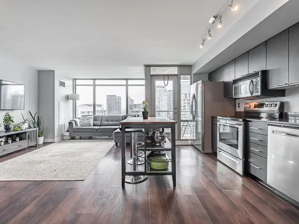 Toronto C01, ON M5V 3S2,81 Navy Wharf CT #3310