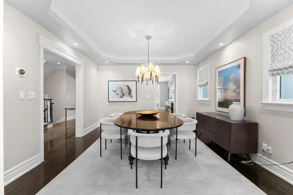 Toronto C11, ON M4W 2G1,10 Governors RD