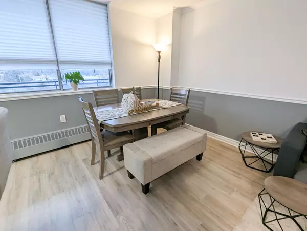 Toronto E04, ON M1P 4S9,1950 Kennedy RD #611