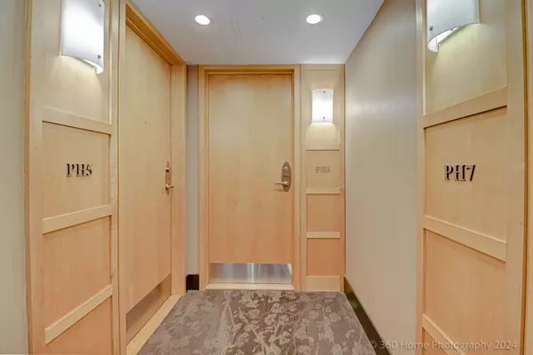 Toronto E04, ON M1P 5C7,8 Mondeo DR #Ph 6