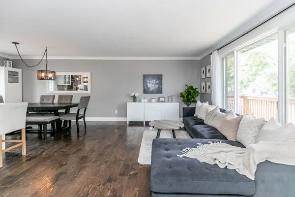 Springwater, ON L0L 1P0,5 Glenview AVE