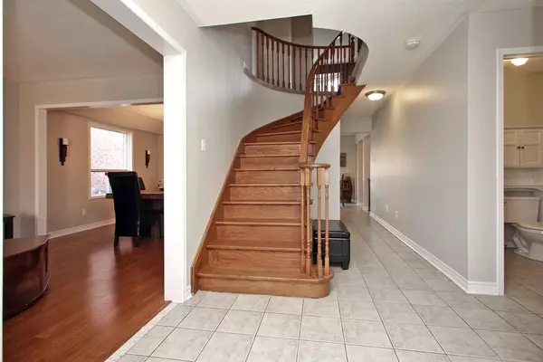 Mississauga, ON L5N 6S9,3975 Beacham ST