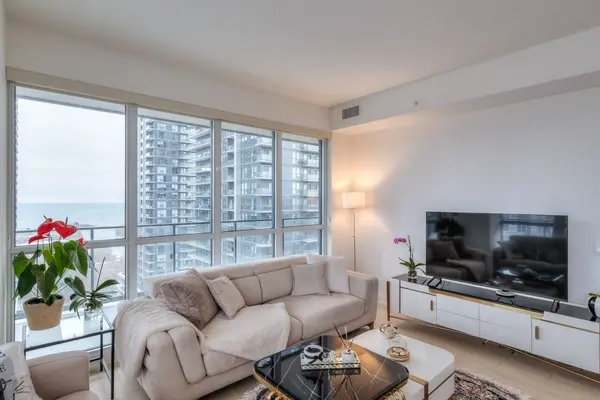 Toronto W06, ON M8V 0H9,10 Park Lawn RD #1809