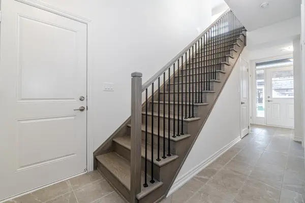 Milton, ON L9E 1T3,388 Twinflower PL