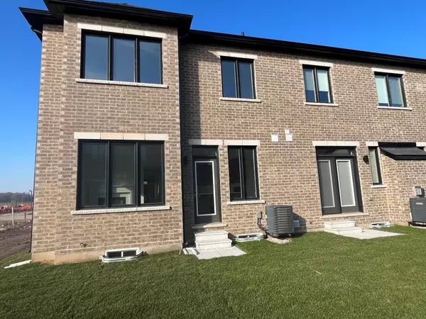 Oakville, ON L6H 3X1,1194 Tanbark AVE