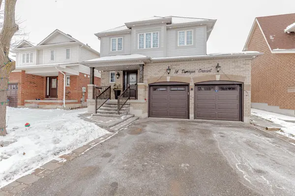 Brampton, ON L7A 2Y3,16 Dunvegan CRES