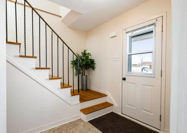 Orangeville, ON L9W 3N1,151 Diane DR