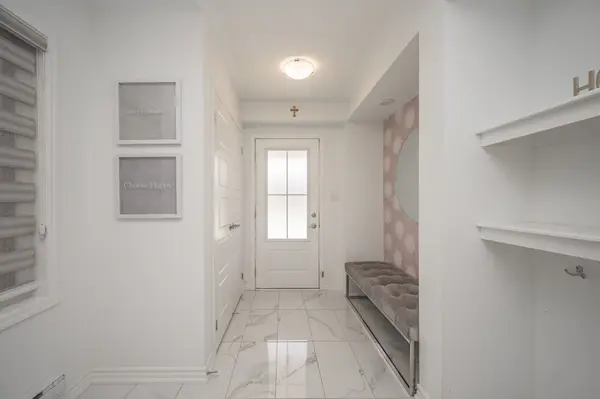 Milton, ON L9T 2X5,1257 Walnut Landing N/A