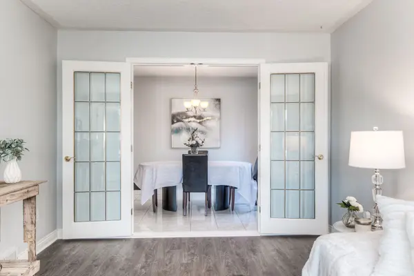 Kitchener, ON N2N 3K9,22 Jacqueline PL