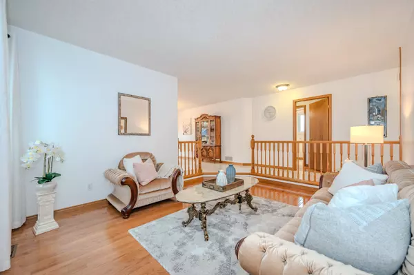 Guelph, ON N1E 7A7,7 Parker PL