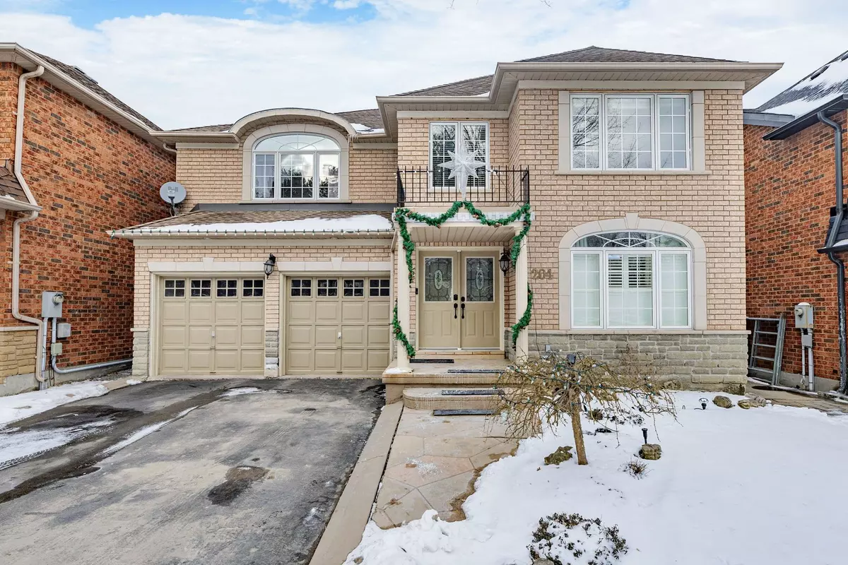 Markham, ON L3S 4G2,204 Russell Jarvis DR