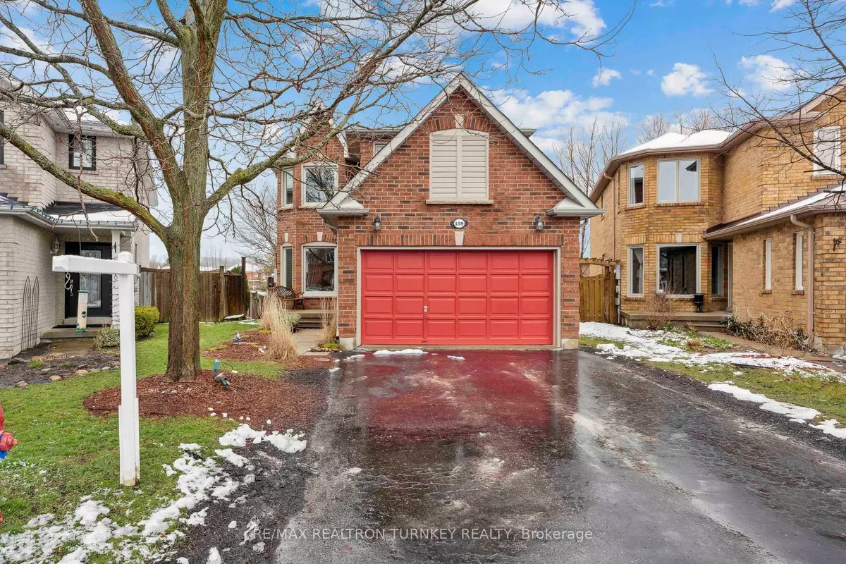 Newmarket, ON L3X 2L1,159 Surgeoner CRES