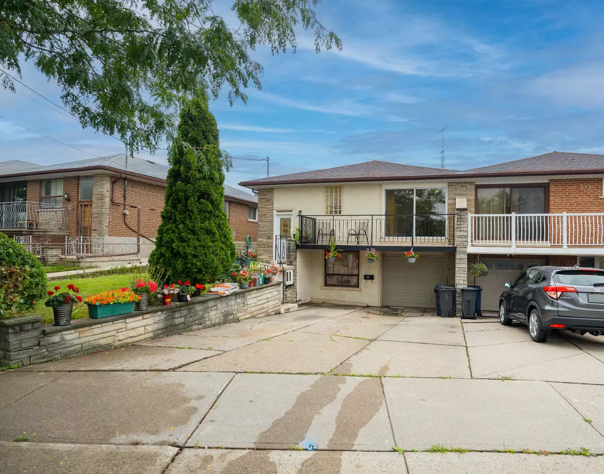 Toronto W05, ON M3N 1T8,14 Bamford CRES