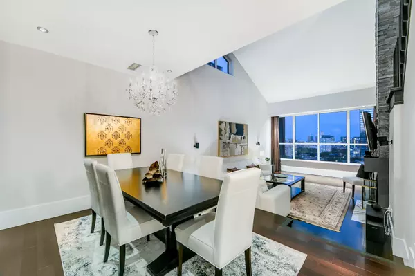 Toronto C08, ON M5A 4K3,130 Carlton ST #PH7