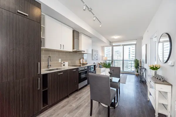 Toronto C10, ON M4S 0B5,125 Redpath AVE #3404