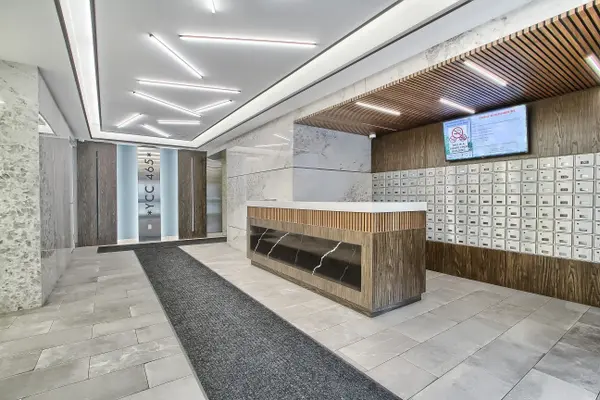 Toronto C07, ON M2R 3N5,80 Antibes DR #2506