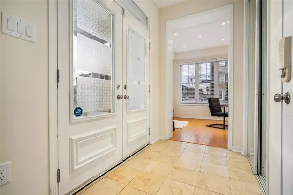 Toronto E04, ON M1L 0C6,39 Howe AVE