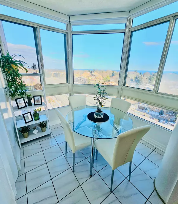 Toronto E08, ON M1J 3N6,3233 Eglinton AVE E #1004