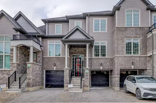 East Gwillimbury, ON L0G 1M0,6 Andrew Knowles LN