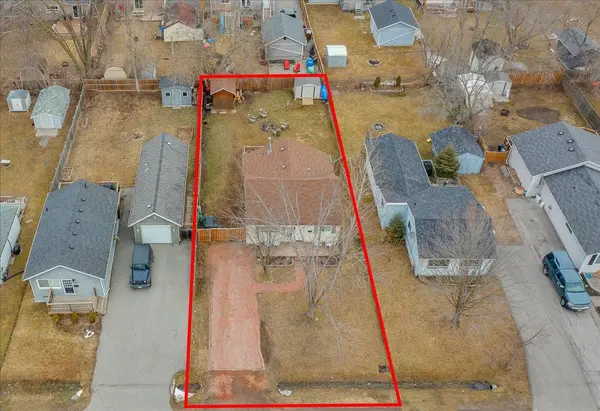 Georgina, ON L4P 2L1,146 Garden AVE