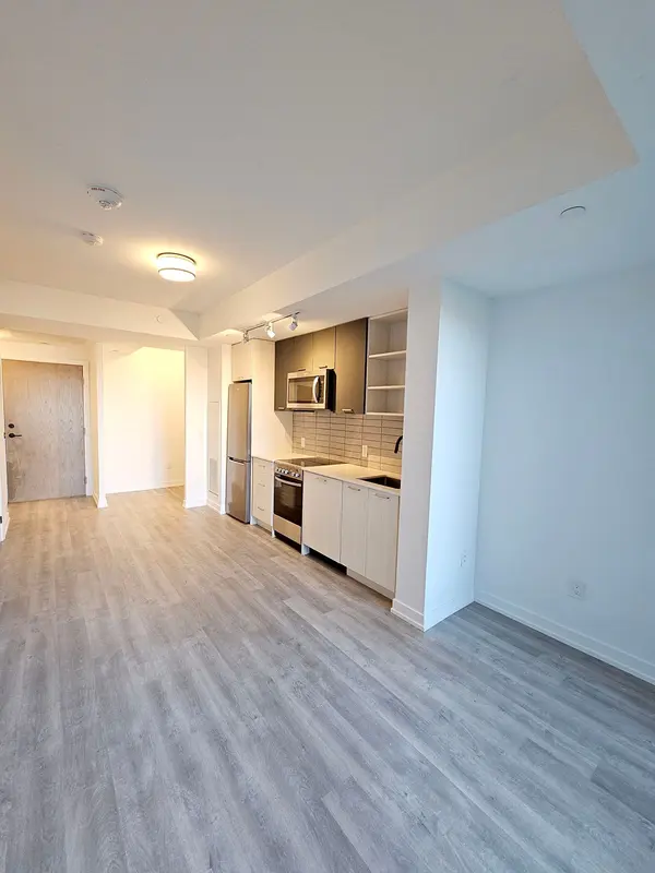 Toronto W02, ON M6N 1K8,2300 St. Clair AVE W #205