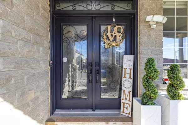 Caledon, ON L7C 2H1,5 Autumn Arbour RD