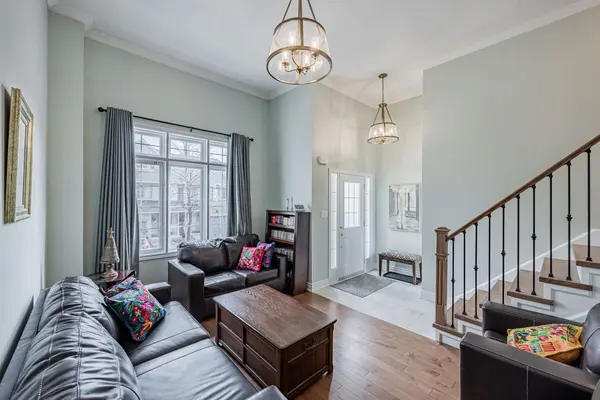 Mississauga, ON L5M 6C7,5525 Palmerston CRES #3