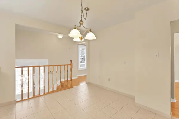 Toronto W05, ON M3L 2E7,72 Arleta AVE