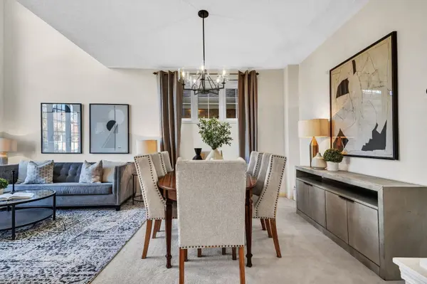 Mississauga, ON L5N 8J9,3949 Pondview WAY