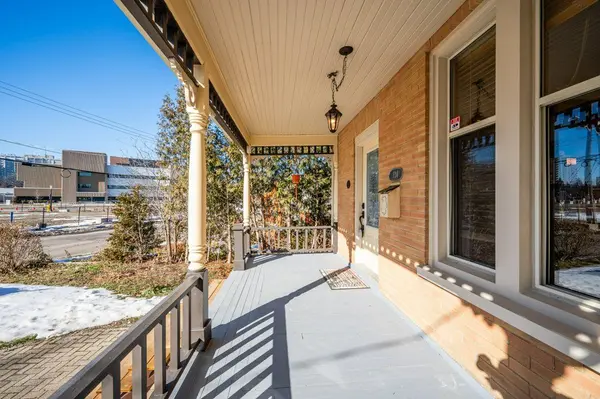 Kitchener, ON N2H 1N1,134 LANCASTER ST E