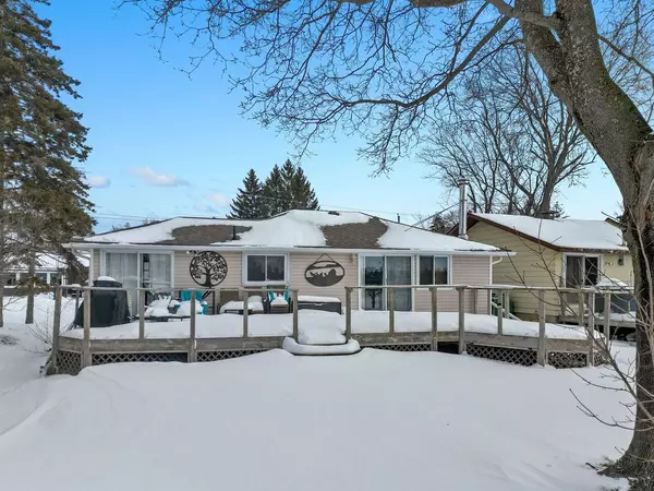 Kawartha Lakes, ON K0M 1G0,32 Manor RD