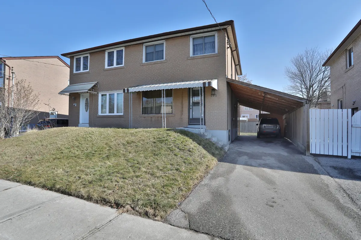 Toronto E04, ON M1P 1S3,101 Bergen RD