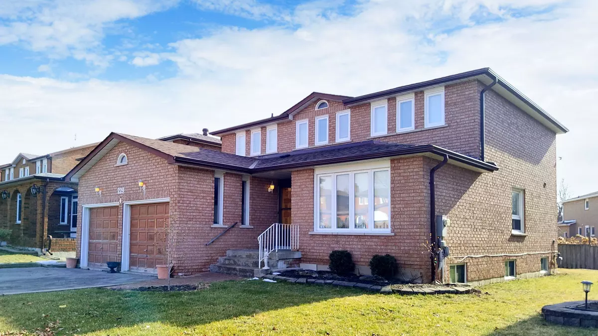 Markham, ON L3P 6S2,229 Raymerville DR