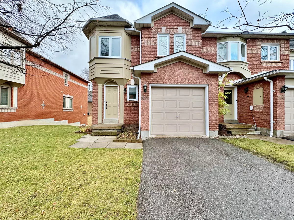 Newmarket, ON L3X 1W9,911 Caribou Valley CIR